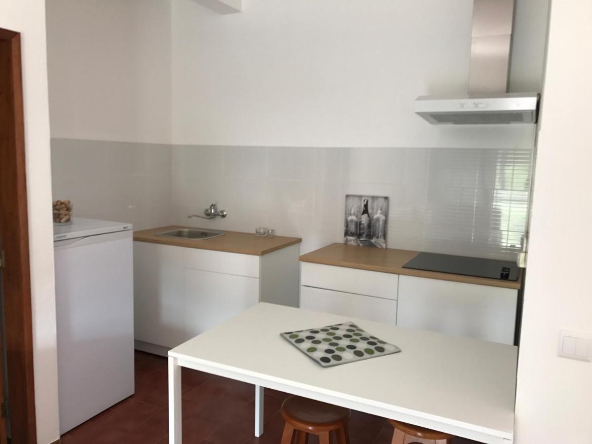 Europa Apart Bed & Breakfast Castanheira de Pera Exterior photo